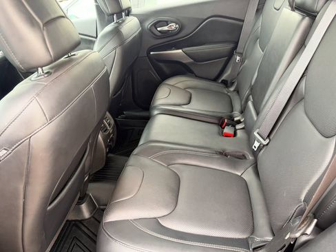 Used 2021 Jeep Cherokee Limited w/ Elite Package AWD/4WD image 27