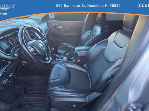 Used 2021 Jeep Cherokee Latitude Plus AWD/4WD image 11