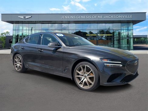 Used 2025 Genesis G70 2.5T image 1