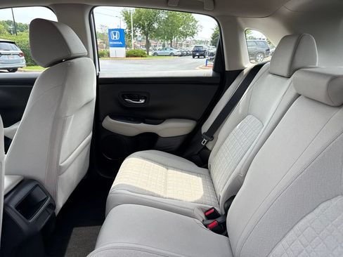 Certified 2025 Honda HR-V LX image 19