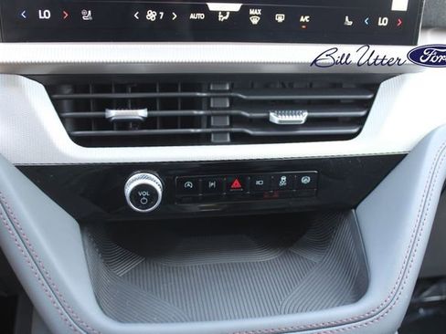 New 2026 Ford Explorer Active w/ Active Comfort Package RWD image 14