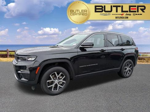 Used 2023 Jeep Grand Cherokee Limited w/ Luxury Tech Group II AWD/4WD image 1