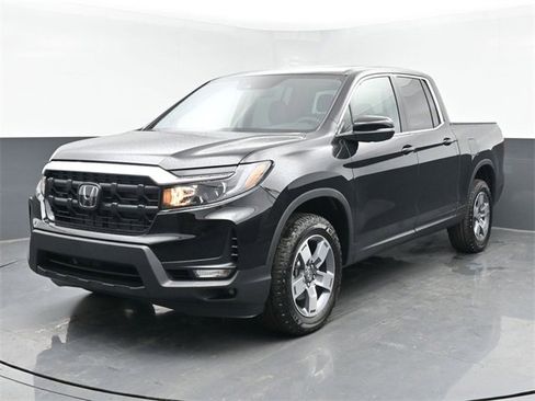 Certified 2025 Honda Ridgeline RTL image 5