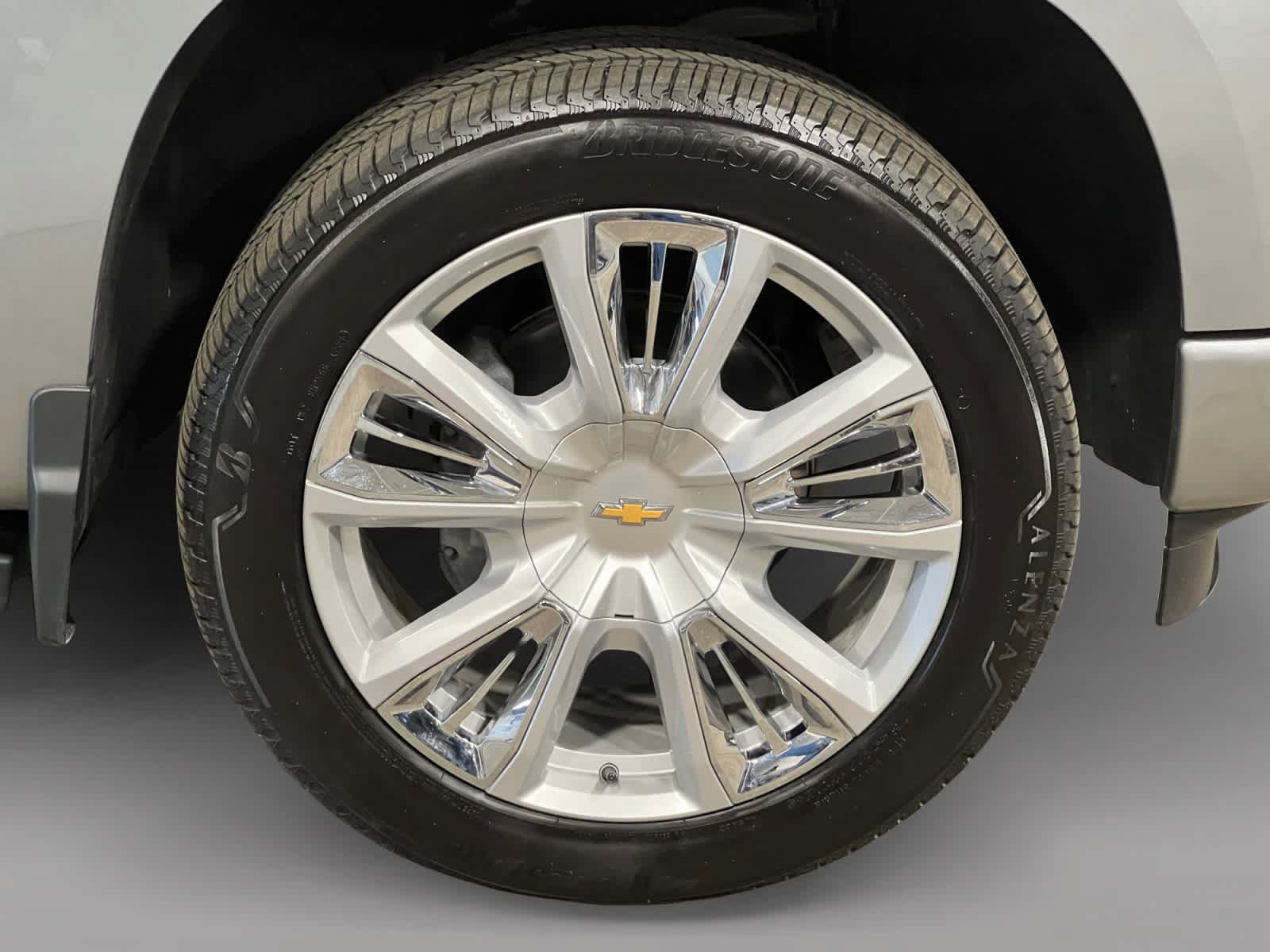 Certified 2026 Chevrolet Silverado 1500 High Country w/ High Country Premium Package AWD/4WD image 19