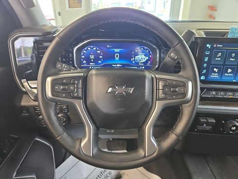 Used 2025 Chevrolet Silverado 2500 LT w/ Trail Boss Package AWD/4WD image 20