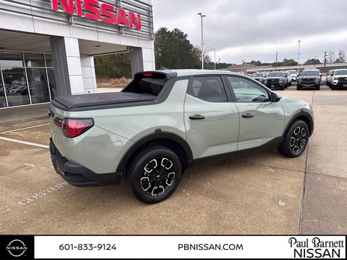 Used 2023 Hyundai Santa Cruz SEL image 12