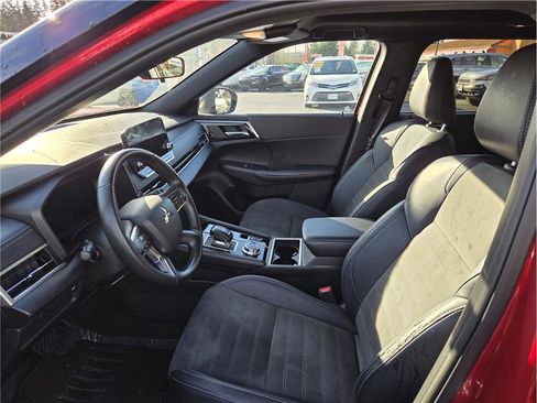 Used 2024 Mitsubishi Outlander Ralliart image 14