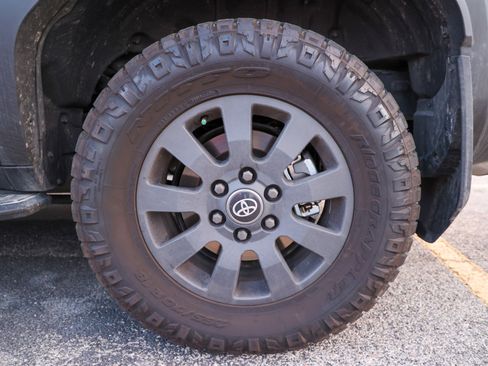 Used 2025 Toyota Land Cruiser image 14