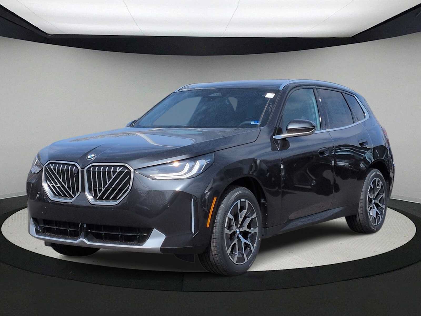 Used 2026 BMW X3 xDrive30i w/ Premium Package AWD/4WD image 4