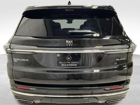Used 2025 Buick Enclave Avenir AWD/4WD image 6