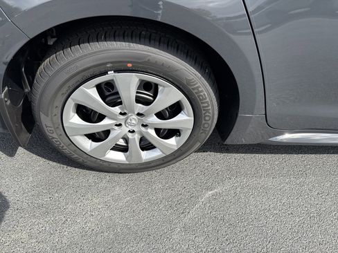 New 2026 Toyota Corolla LE FWD image 11