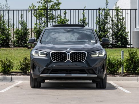 Certified 2025 BMW X4 xDrive30i AWD/4WD image 3