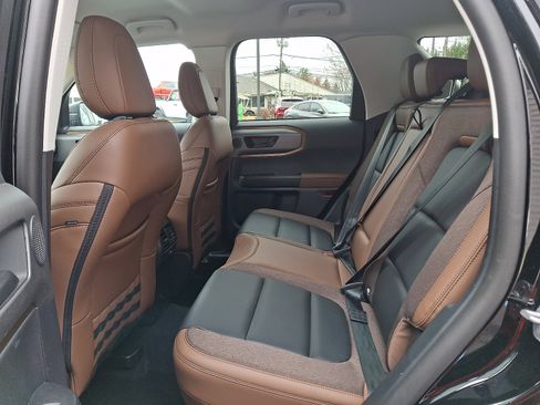 Used 2025 Ford Bronco Sport Outer Banks w/ Outer Banks Tech Package+ image 10