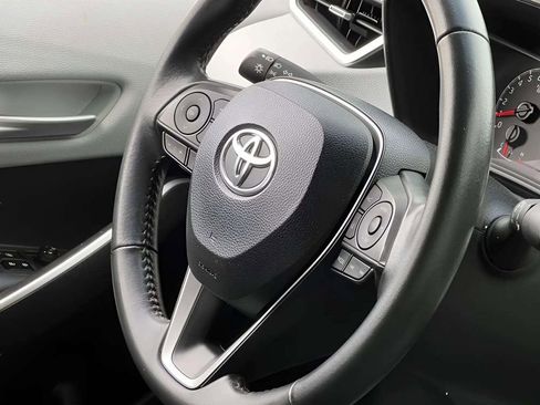 Used 2021 Toyota Corolla SE FWD image 22