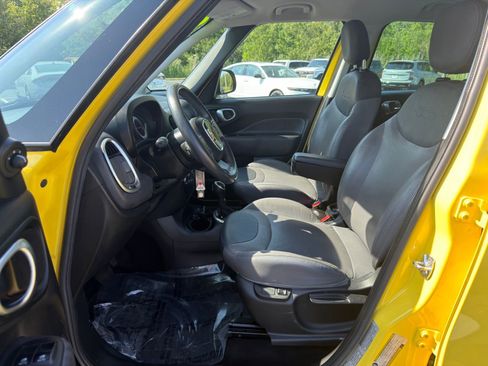 Used 2017 FIAT 500L Trekking FWD image 10