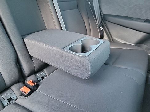 Used 2023 Nissan Rogue S image 14