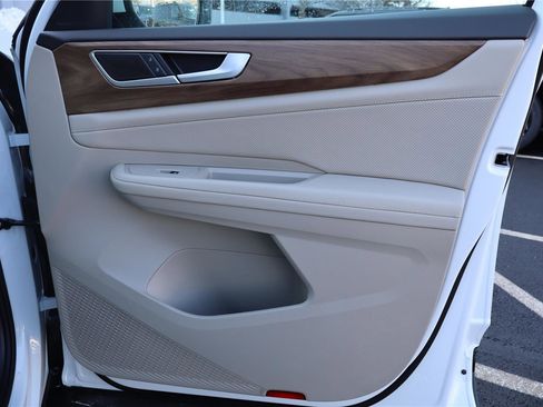 New 2026 Volkswagen Atlas SE image 26