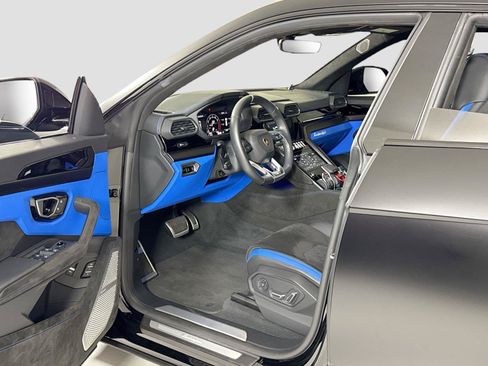 Used 2024 Lamborghini Urus S AWD/4WD image 12
