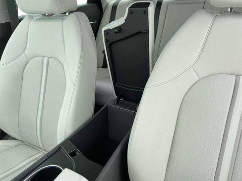 New 2025 Hyundai Sonata SEL image 18