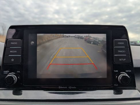 Used 2023 Kia Seltos LX image 17