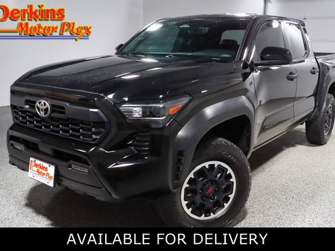 Used 2024 Toyota Tacoma TRD Off-Road AWD/4WD image 1