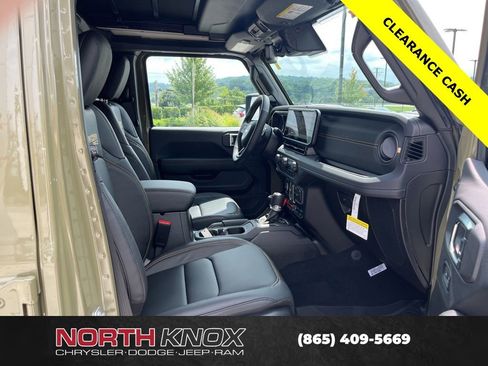 New 2025 Jeep Wrangler Unlimited Rubicon 392 image 33