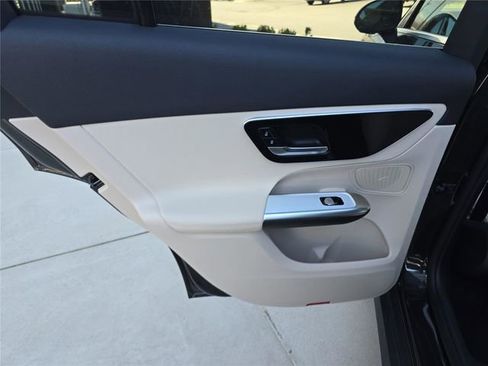 New 2026 Mercedes-Benz GLC 300 4MATIC image 14