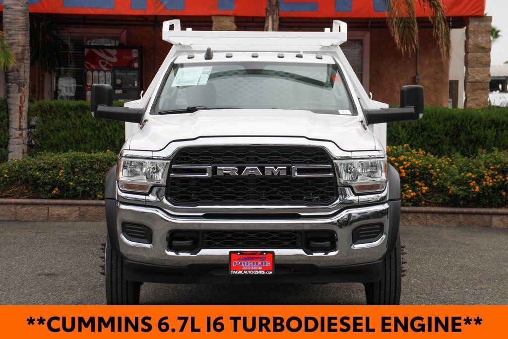 Used 2020 RAM 5500 Tradesman w/ Ambulance Prep Group RWD image 3