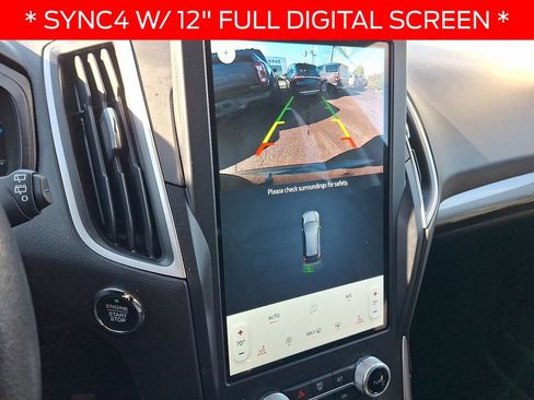 Certified 2023 Ford Edge SEL image 17