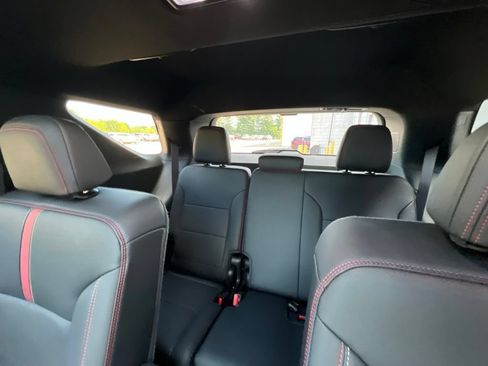 Used 2024 Chevrolet Traverse RS w/ LPO, Floor Liner Package FWD image 24