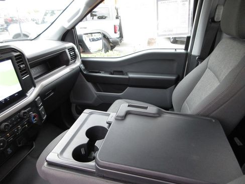 Used 2024 Ford F150 XL w/ Equipment Group 103A High RWD image 23