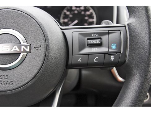 Certified 2023 Nissan Rogue SV FWD image 20
