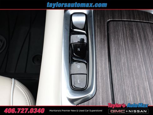 Used 2024 Buick Enclave Avenir w/ Avenir Technology Package AWD/4WD image 30