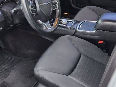 Used 2014 Chevrolet Traverse LT FWD image 5