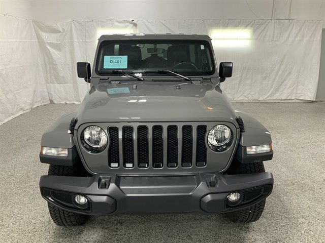 Used 2023 Jeep Wrangler Unlimited Sahara AWD/4WD image 3