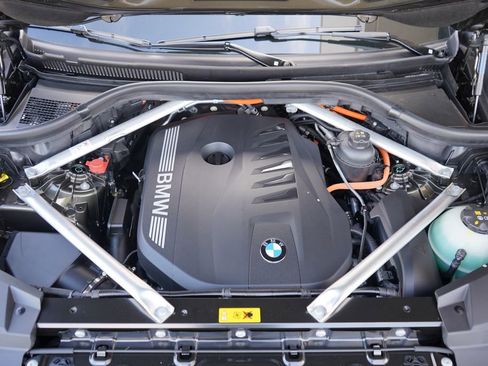 New 2026 BMW X5 xDrive50e w/ M Sport Package image 22