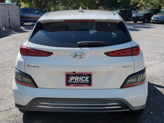 Certified 2023 Hyundai Kona Limited w/ Cargo Package FWD image 6