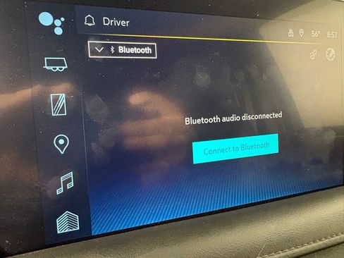 Used 2024 Chevrolet Suburban LT image 37