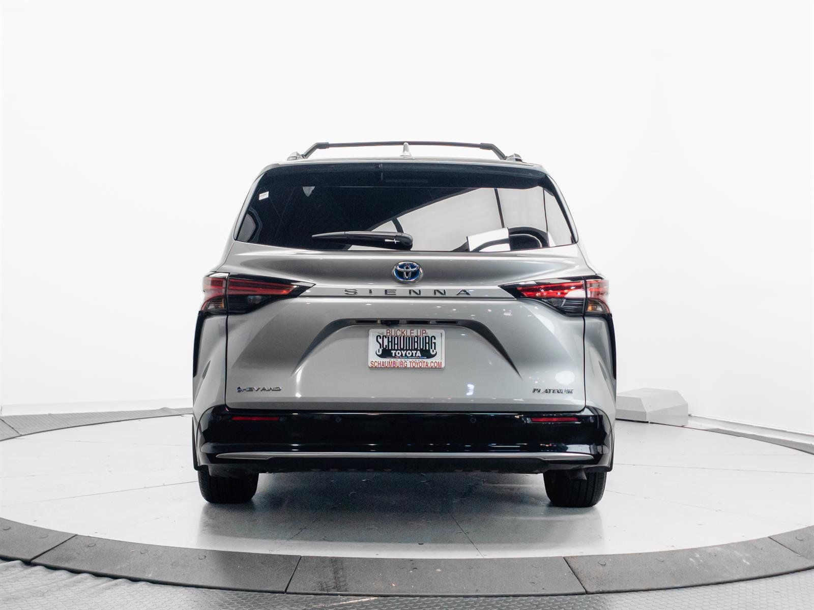 Certified 2025 Toyota Sienna Platinum AWD/4WD image 11