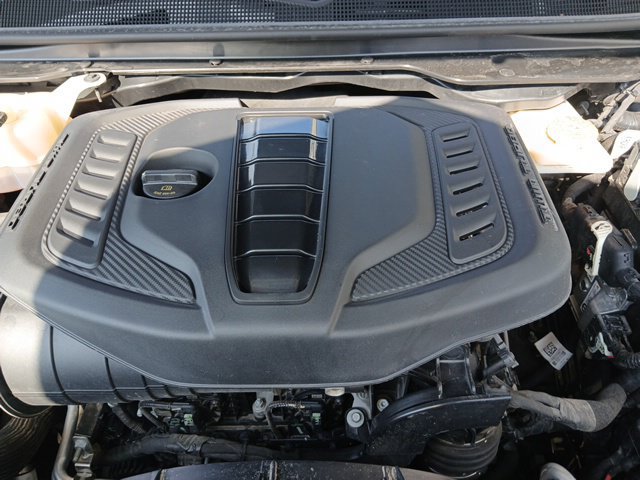 Used 2024 Jeep Wagoneer L Series II AWD/4WD image 54