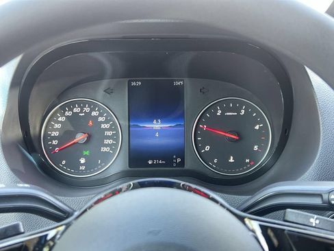 Used 2025 Mercedes-Benz Sprinter 2500 image 15