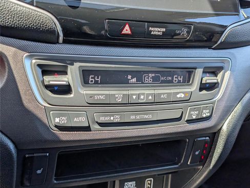 Used 2022 Honda Ridgeline RTL-E image 25