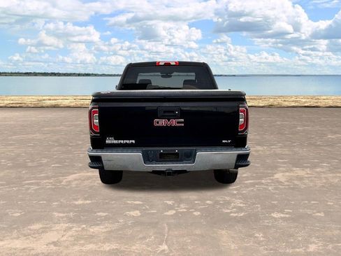 Used 2018 GMC Sierra 1500 SLT w/ SLT Premium Package image 12