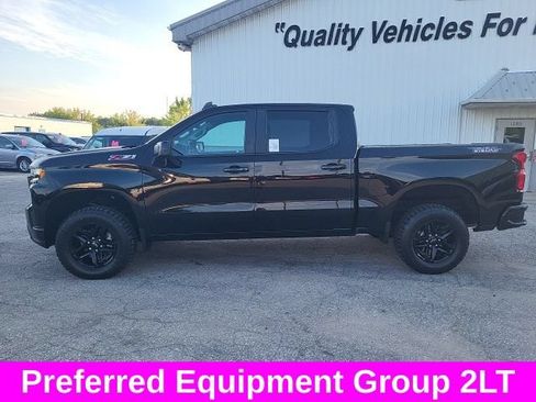 Used 2021 Chevrolet Silverado 1500 LT Trail Boss w/ Convenience Package II AWD/4WD image 23