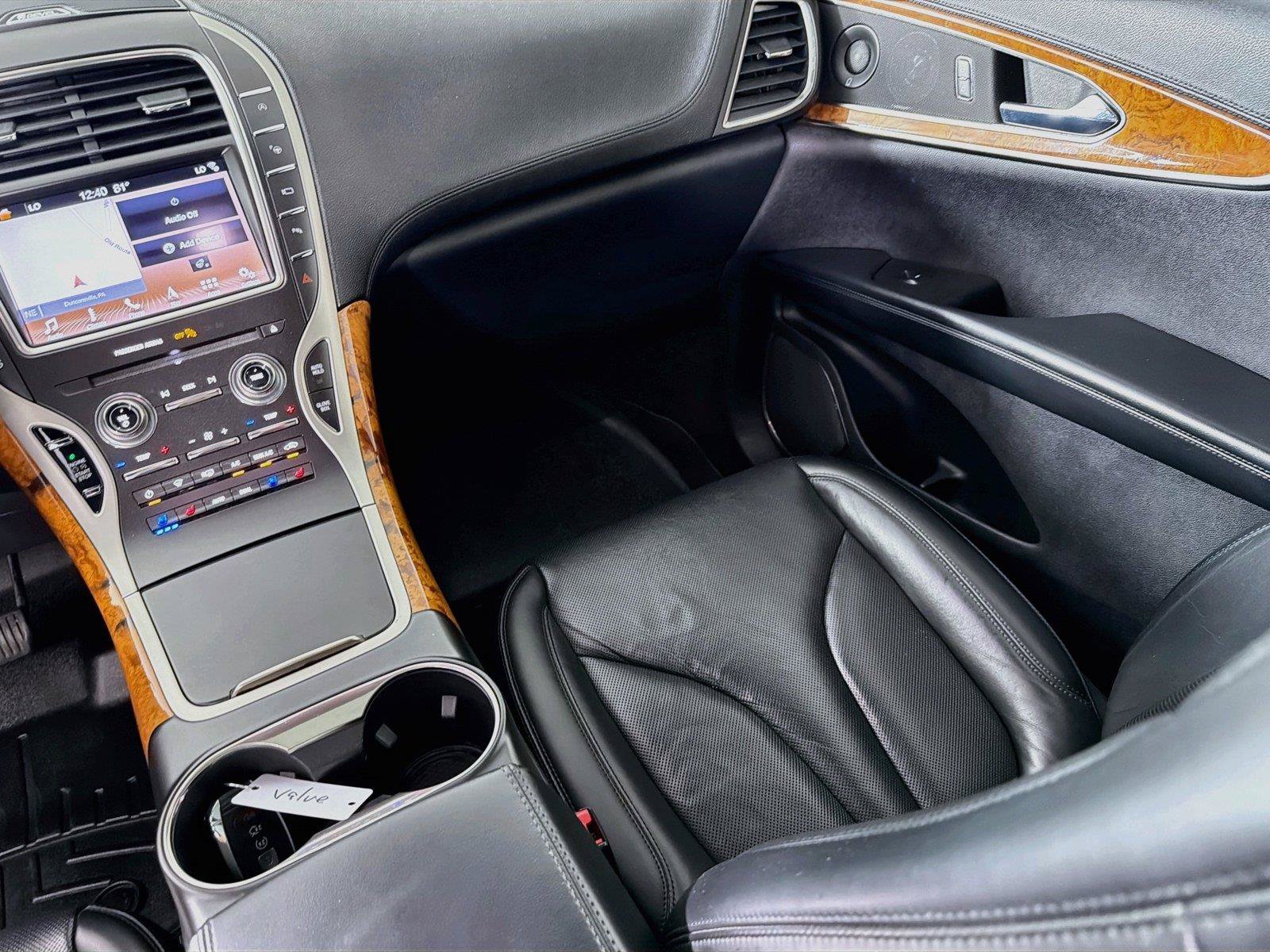 Used 2019 Lincoln Nautilus Reserve AWD/4WD image 28