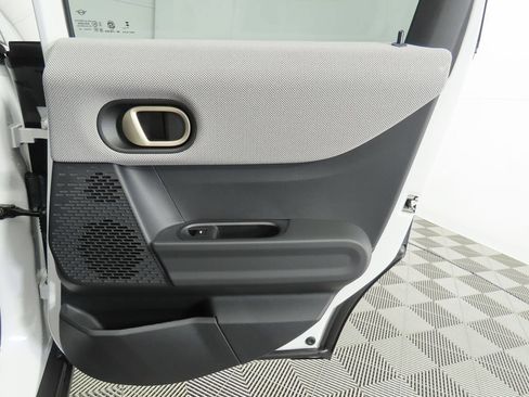 Used 2026 MINI Cooper 4-Door Hardtop FWD image 33