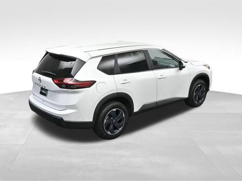 Used 2025 Nissan Rogue SV FWD image 36