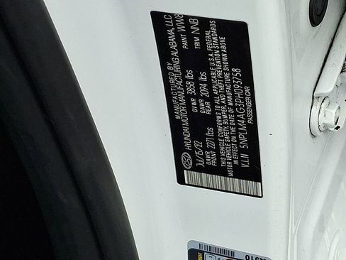 Used 2023 Hyundai Elantra SEL image 27