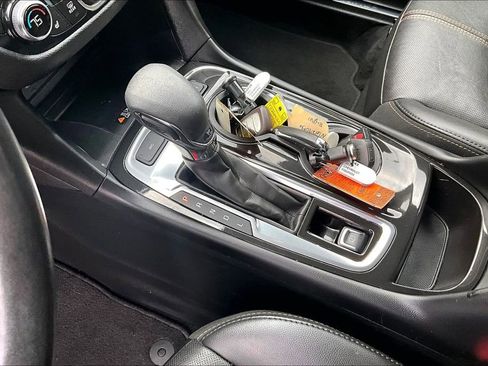 Used 2022 Chevrolet Equinox Premier AWD/4WD image 16