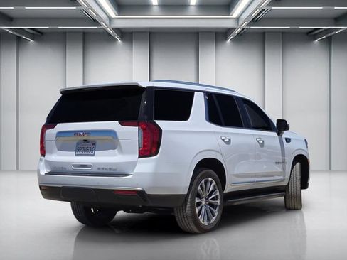 Used 2024 GMC Yukon Denali AWD/4WD image 4